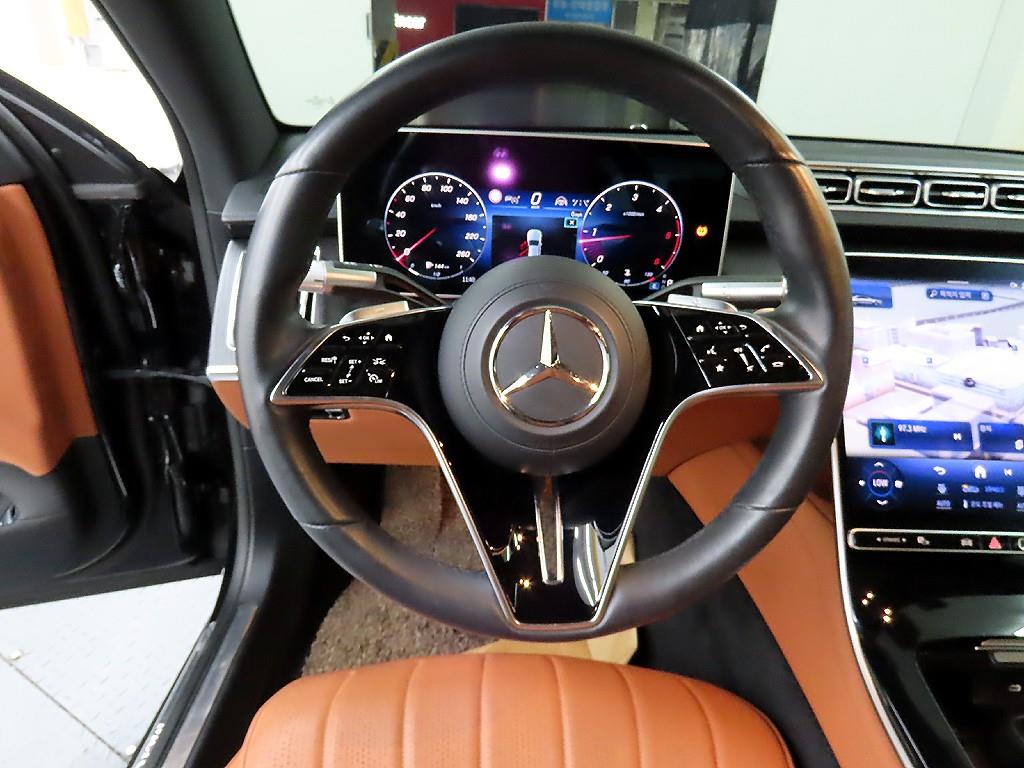 Mercedes Benz S Class - Vista 9