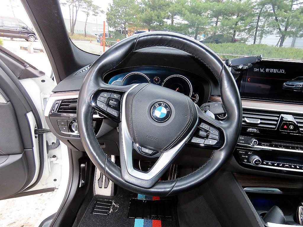 BMW 5 Series - Vista 8