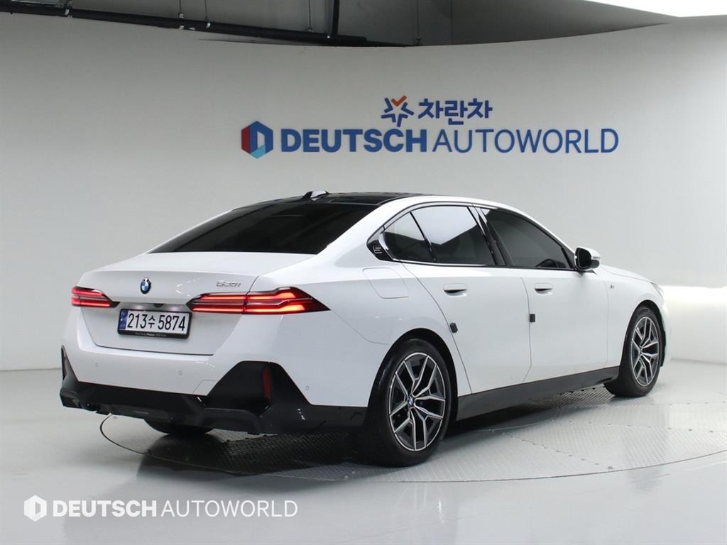 BMW 5 Series - Vista 2