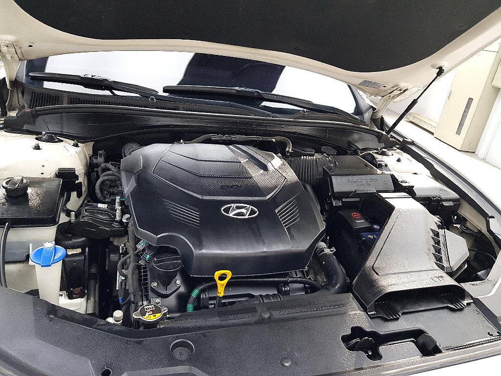 HYUNDAI Grandeur - Vista 6