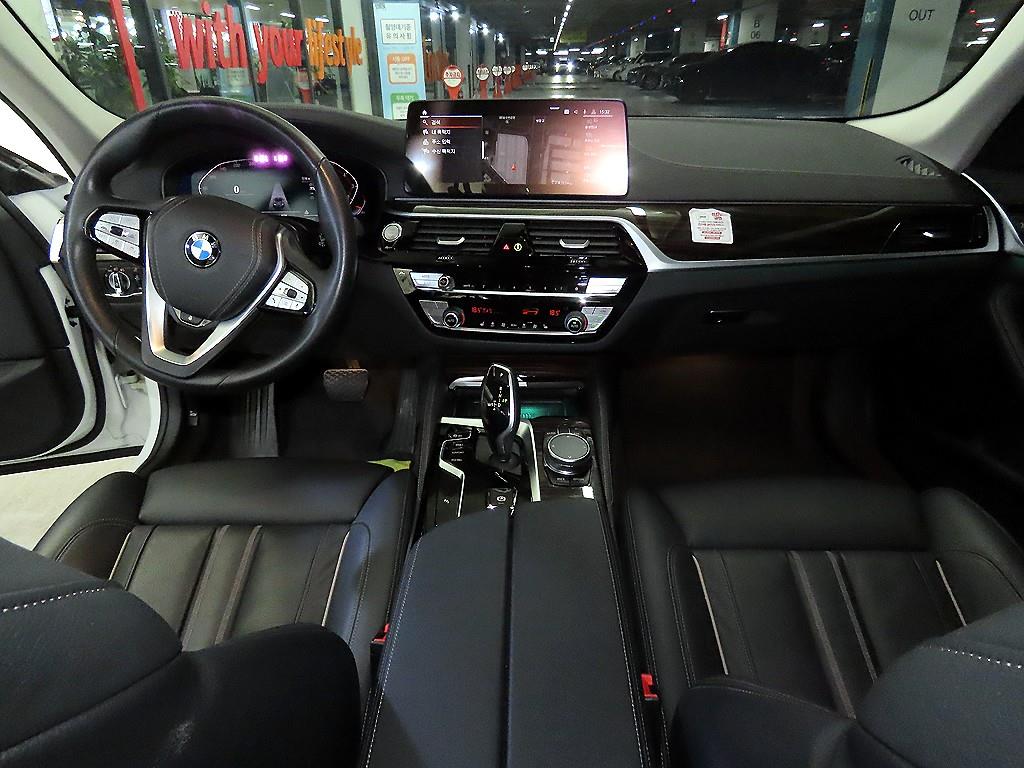 BMW 5 Series - Vista 10