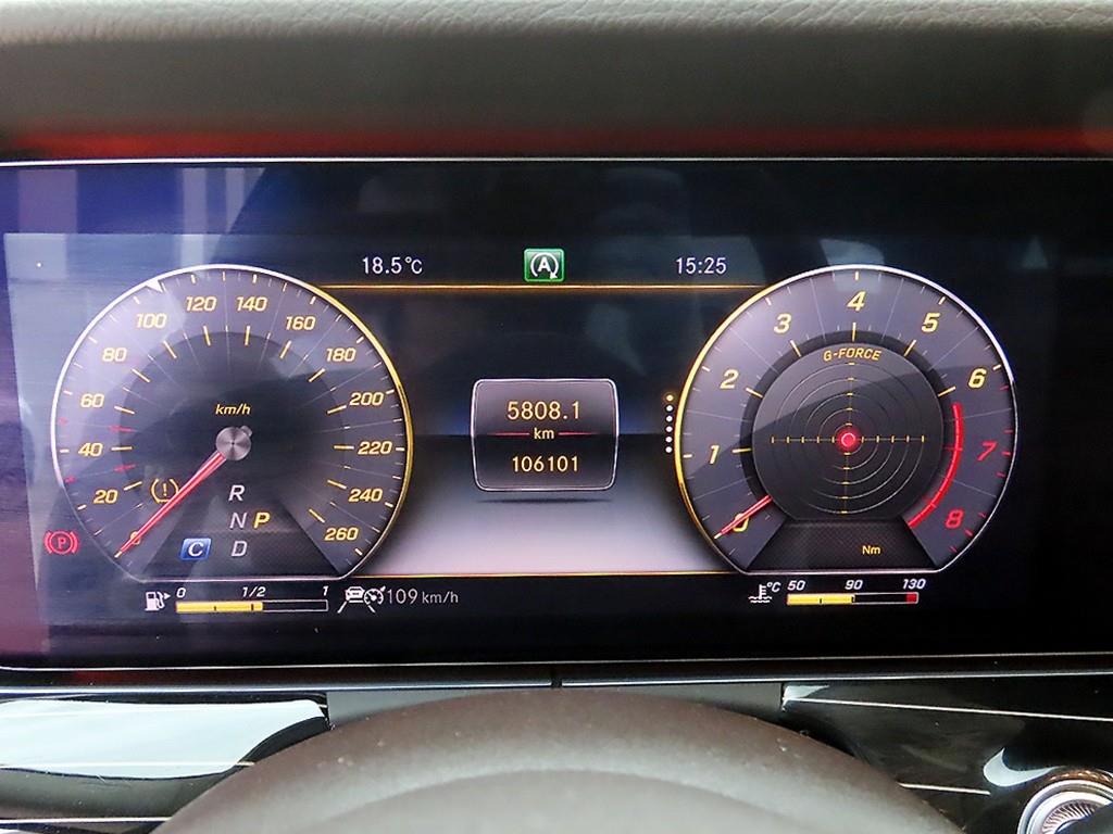 Mercedes Benz E class - Vista 9