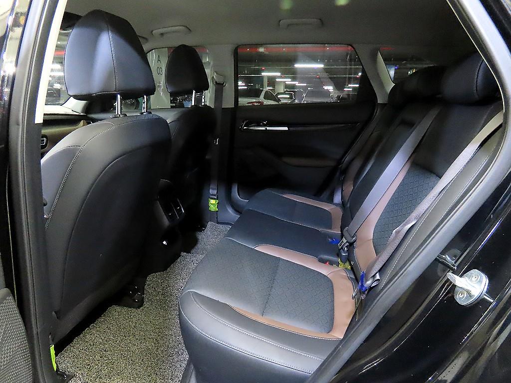 KIA Seltos - Vista 7