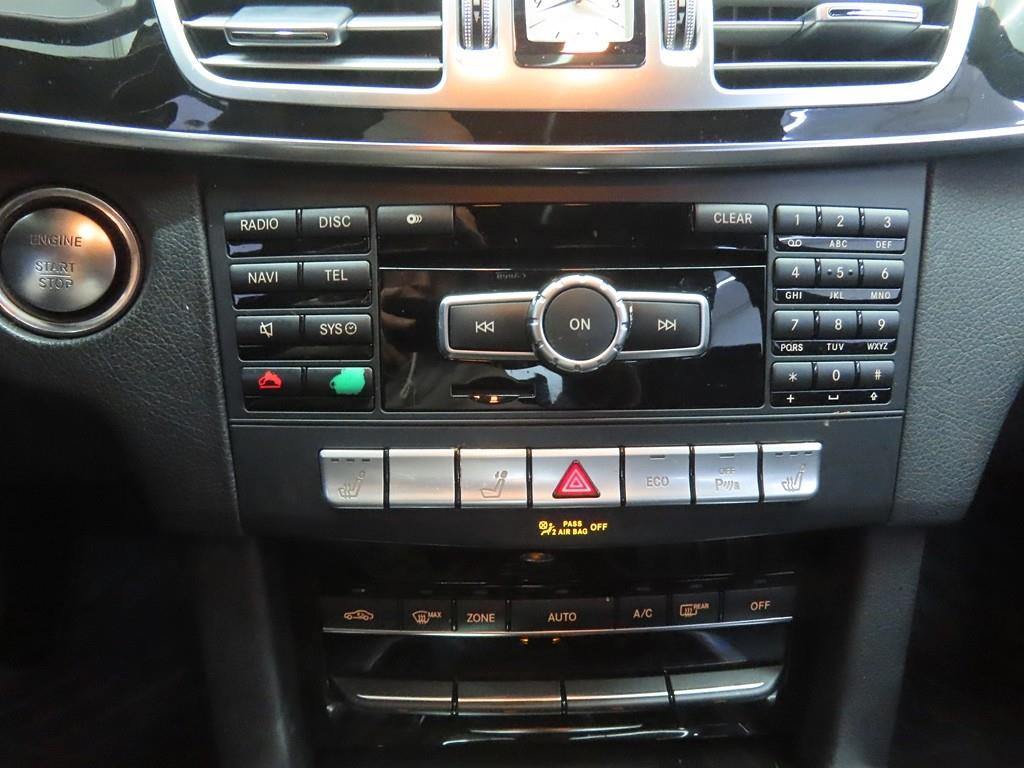 Mercedes Benz E class - Vista 12