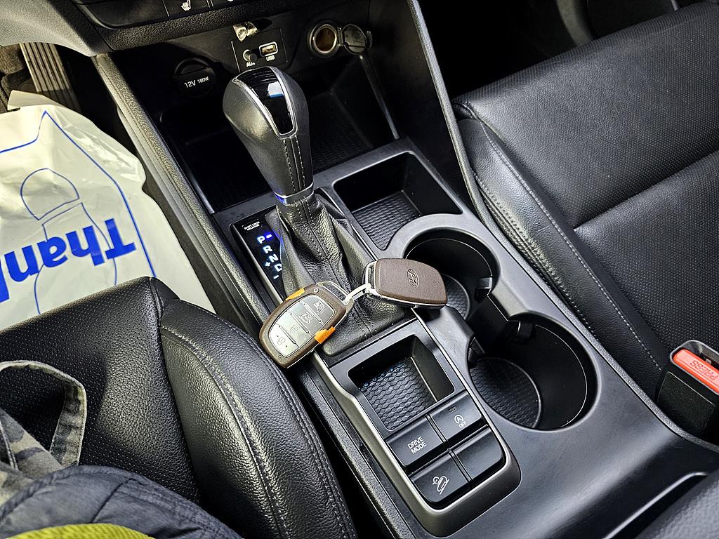 HYUNDAI Tucson 2016 Gris - Importación desde Corea - HF Imports Iquique - Foto 16