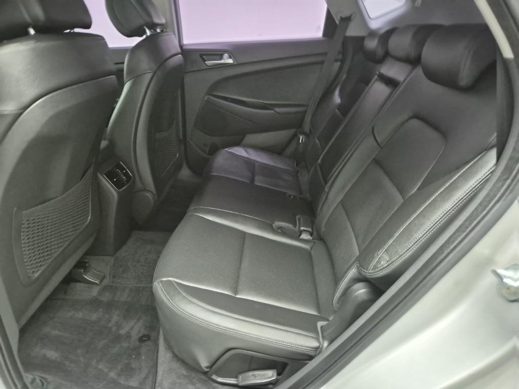 HYUNDAI Tucson - Vista 12