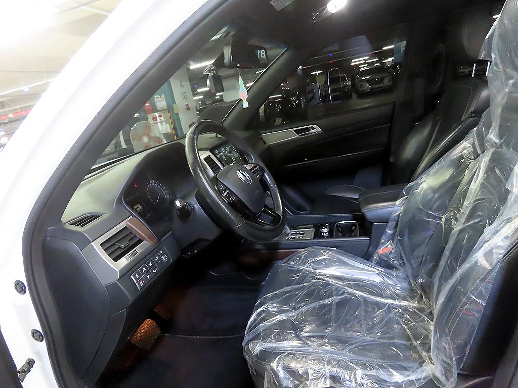 Ssangyong Rexton - Vista 6