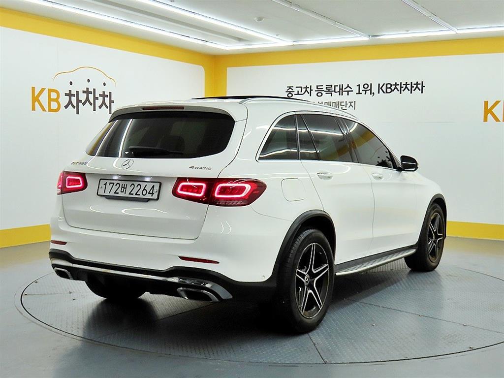 Mercedes Benz GLC Class - Vista 4