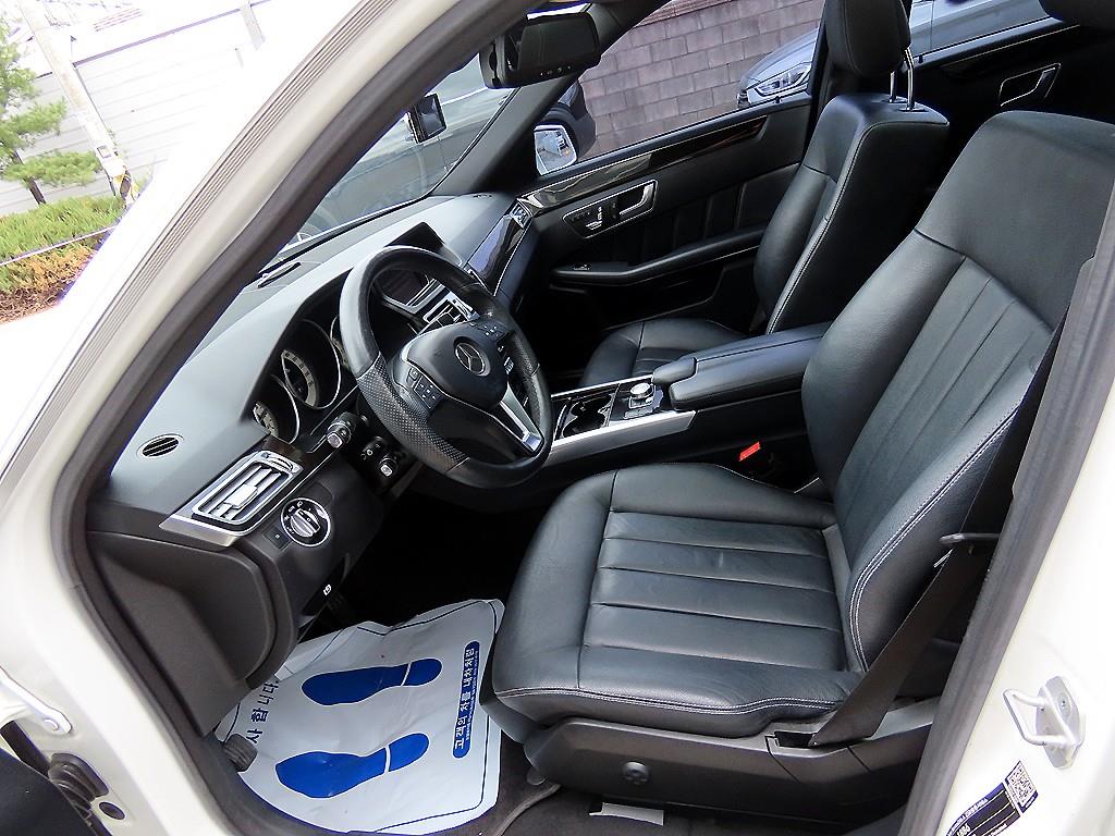 Mercedes Benz E class - Vista 5