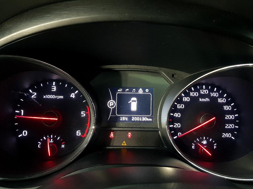 KIA Carnival - Vista 7