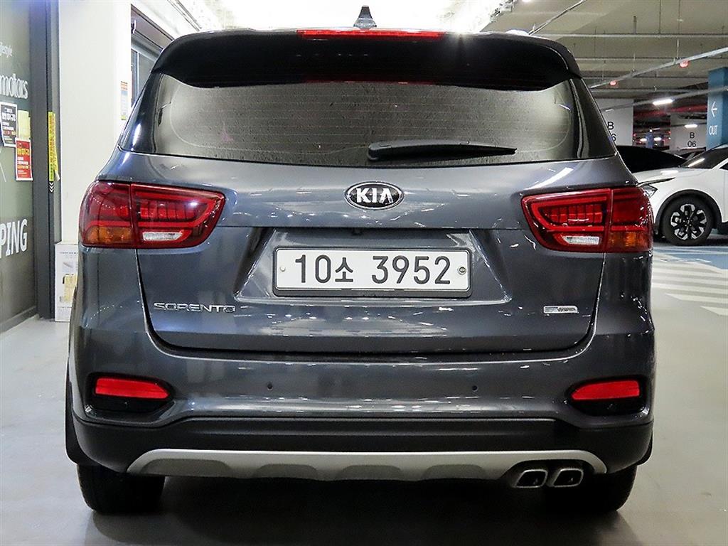 KIA Sorento - Vista 5