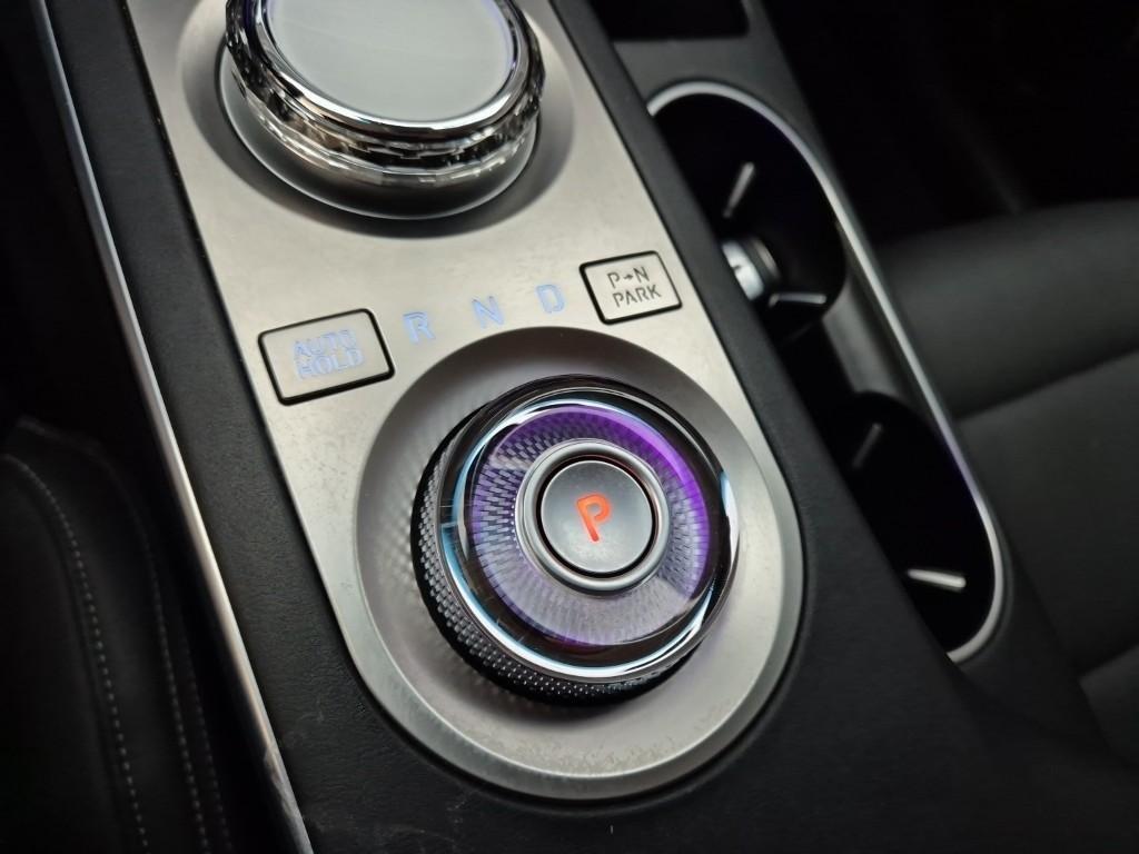 Genesis GV70 2022 Blanco - Importación desde Corea - HF Imports Iquique - Foto 17