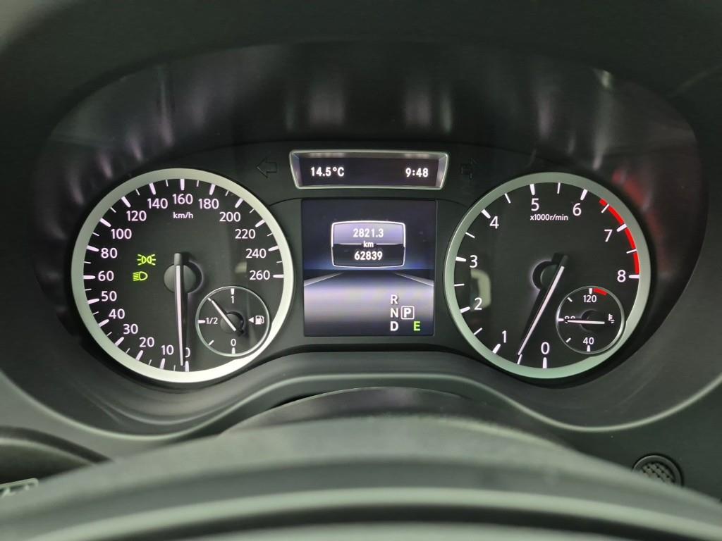 Infiniti Q - Vista 7