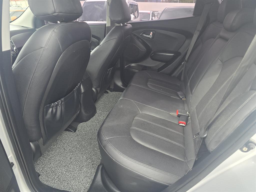 HYUNDAI Tucson 2013 Gris - Importación desde Corea - HF Imports Iquique - Foto 17