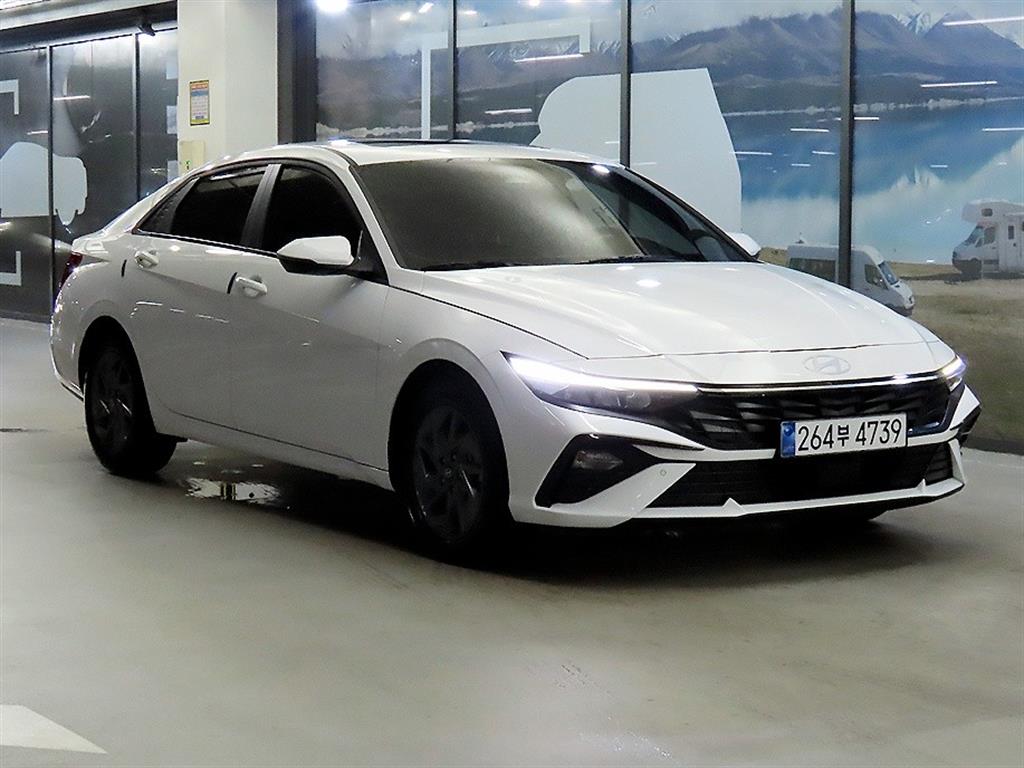 HYUNDAI Avante 2025 Blanco - Importación desde Corea - HF Imports Iquique - Foto 1