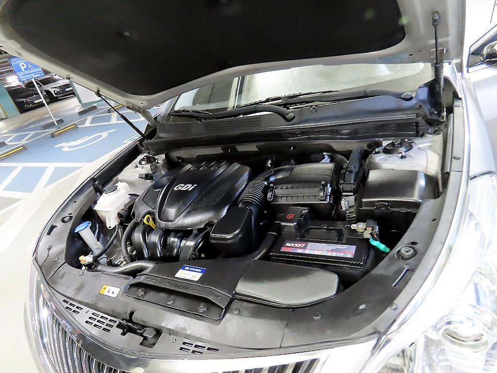 HYUNDAI Grandeur 2014 Plateado - Importación desde Corea - HF Imports Iquique - Foto 18