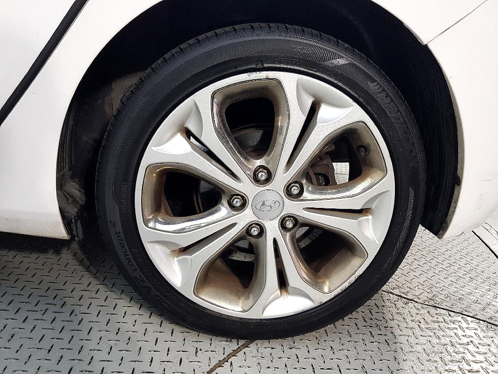 HYUNDAI i30 2012 Blanco - Importación desde Corea - HF Imports Iquique - Foto 20