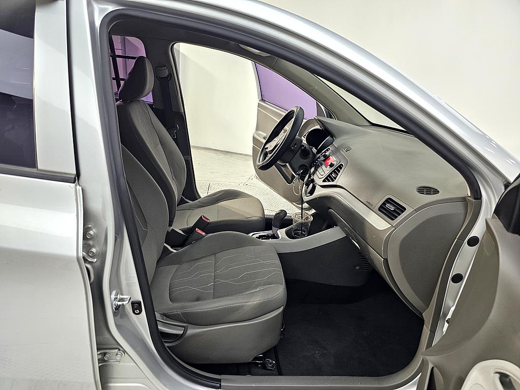 KIA Morning - Vista 5