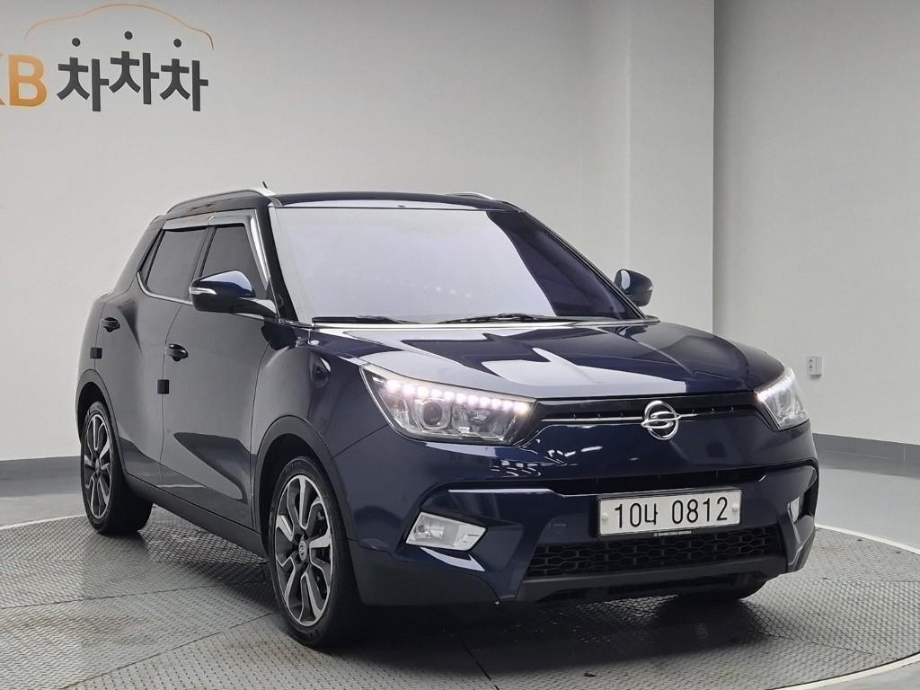 Ssangyong Tivoli - Vista 5
