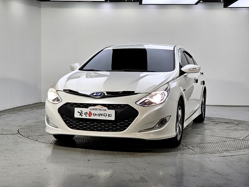 HYUNDAI Sonata - Vista 2