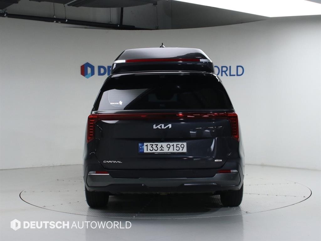 KIA Carnival - Vista 4