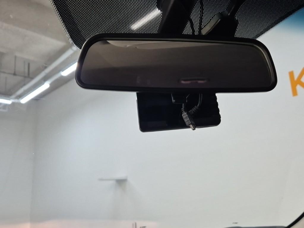 Ssangyong Tivoli 2017 Blanco - Importación desde Corea - HF Imports Iquique - Foto 16