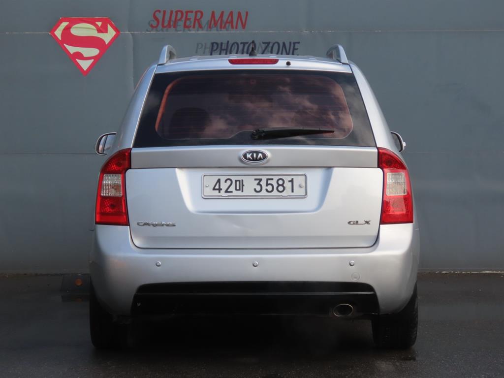 KIA Carens - Vista 7