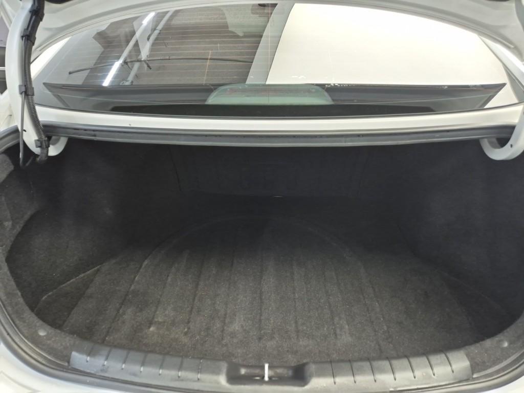 HYUNDAI Avante 2020 Blanco - Importación desde Corea - HF Imports Iquique - Foto 18