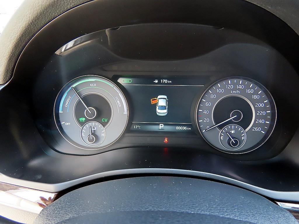 KIA K7 - Vista 9