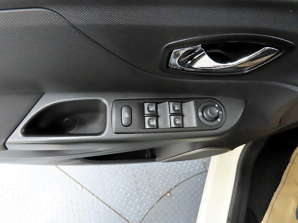 SAMSUNG QM3 - Vista 11