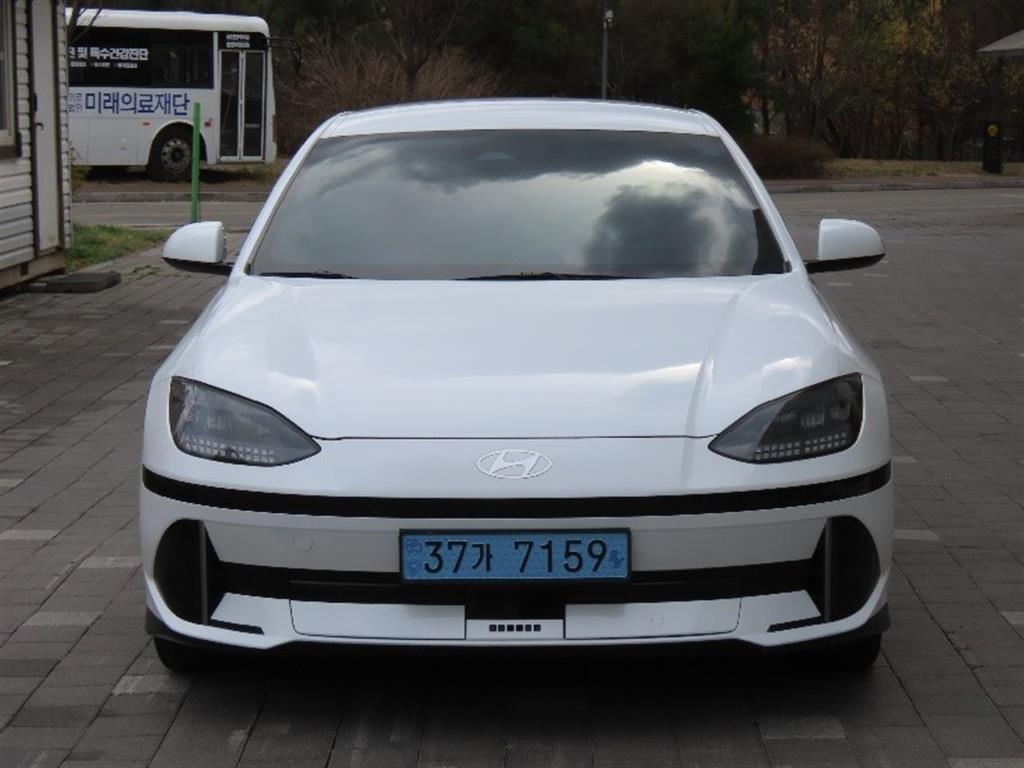 HYUNDAI Ioniq 6 2023 Blanco - Importación desde Corea - HF Imports Iquique - Foto 1