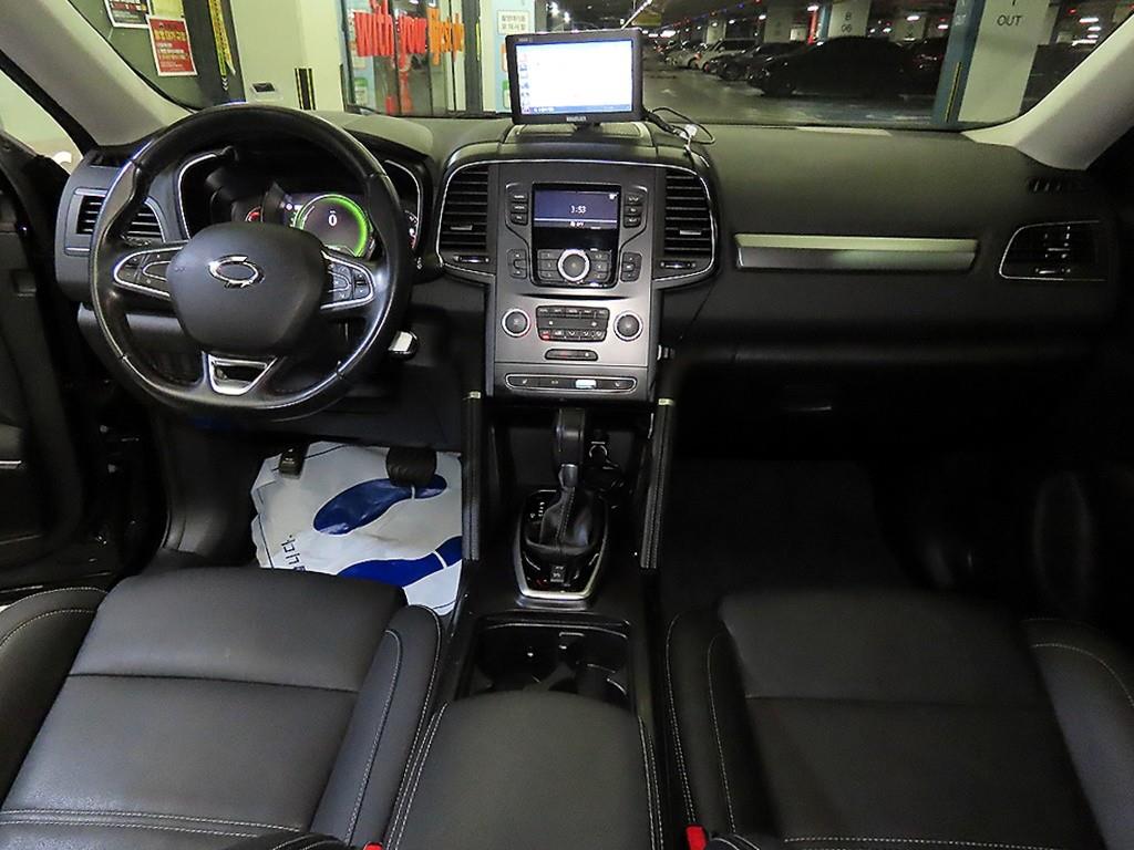 SAMSUNG QM6 - Vista 10