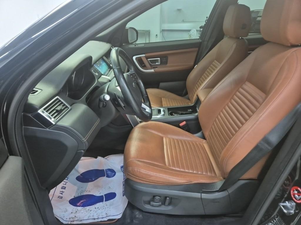 Land Rover Discovery Sports - Vista 11