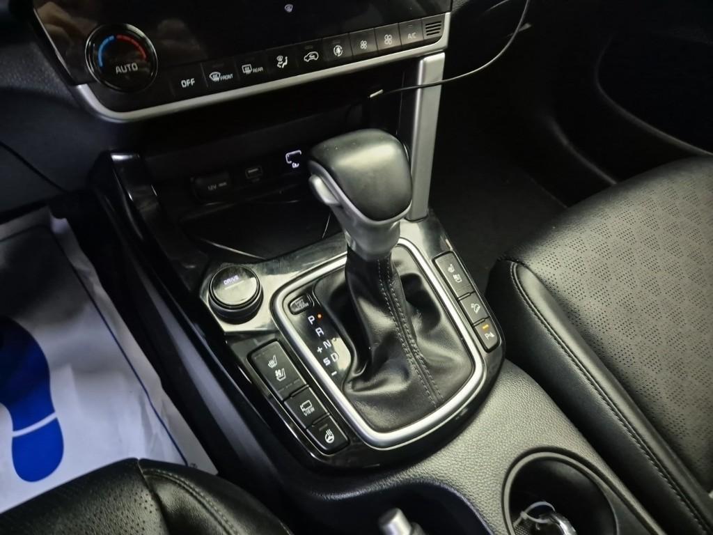 KIA Seltos - Vista 9