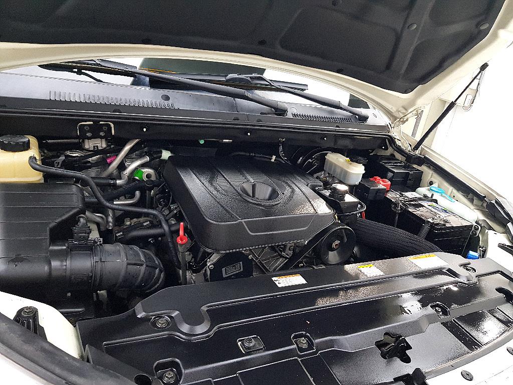 Ssangyong Korando - Vista 6