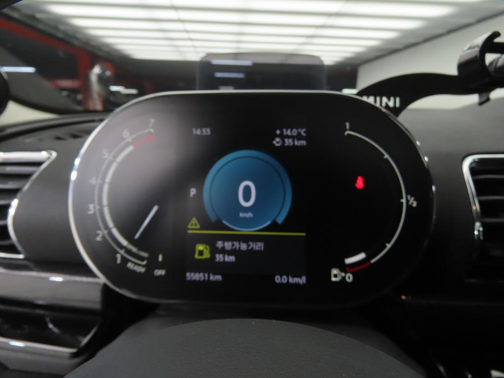 Mini Clubman - Vista 9