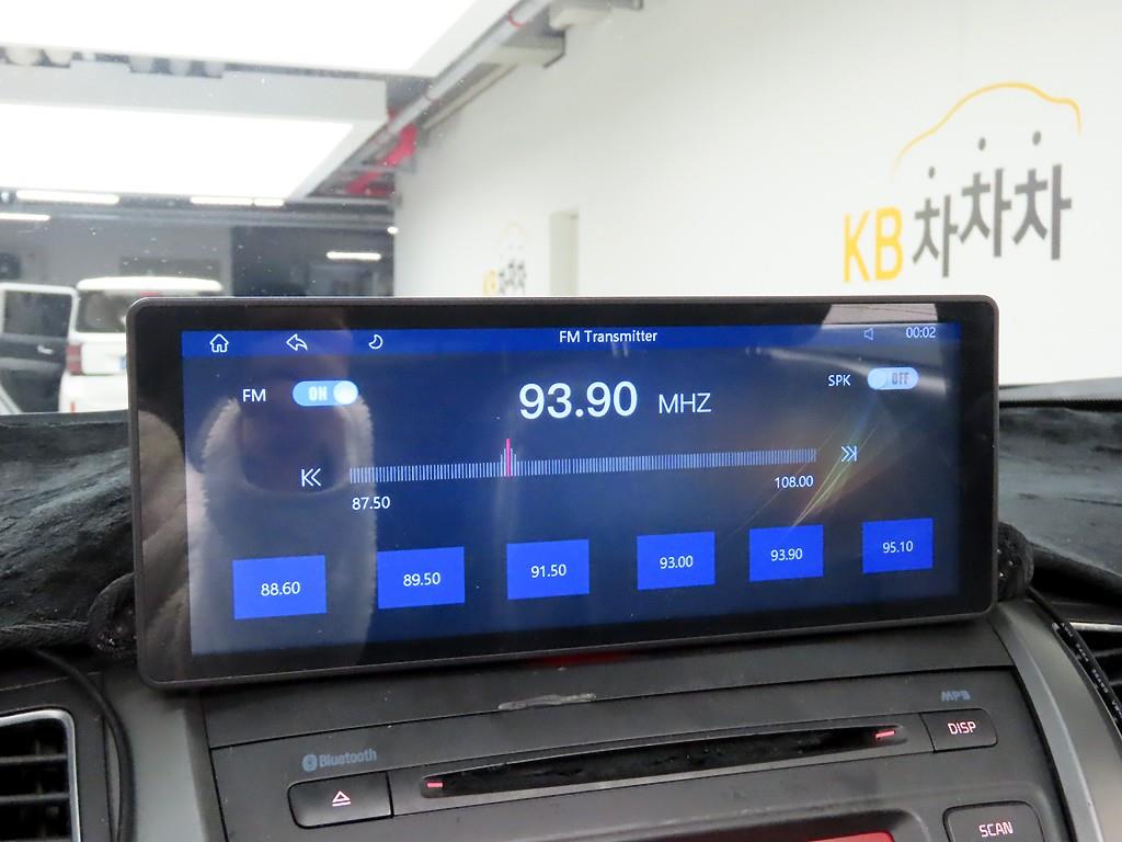 KIA Sorento - Vista 8