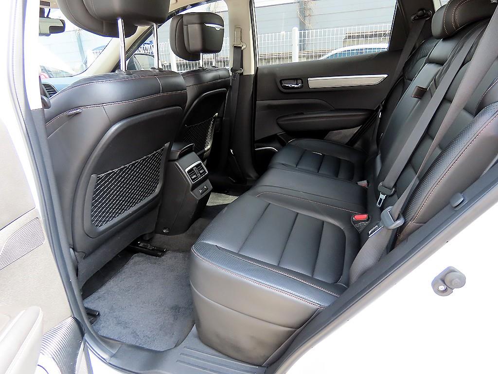 SAMSUNG QM6 - Vista 6