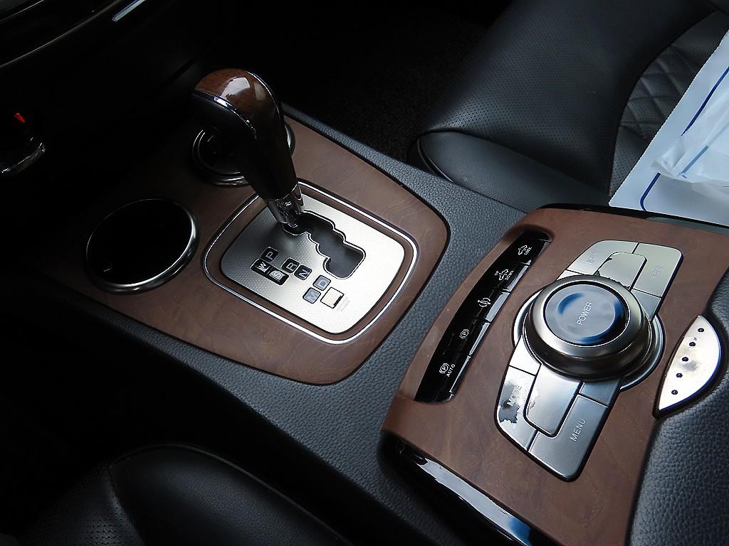 Ssangyong Chairman - Vista 10