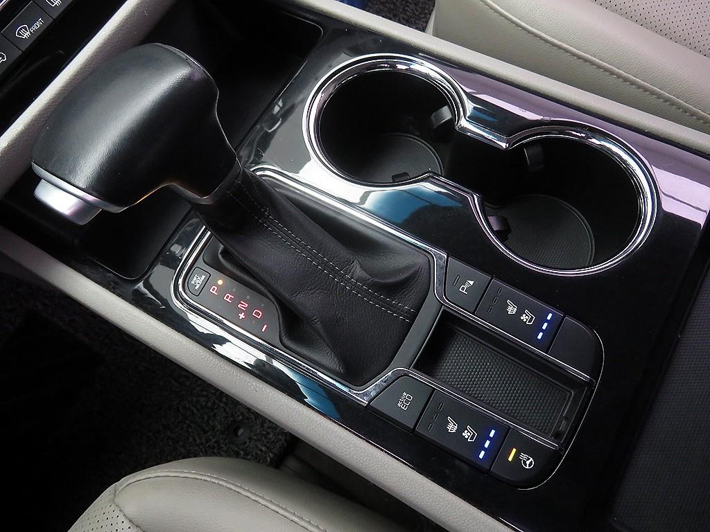 KIA Carnival 2019 - Importación desde Corea - HF Imports Iquique - Foto 14