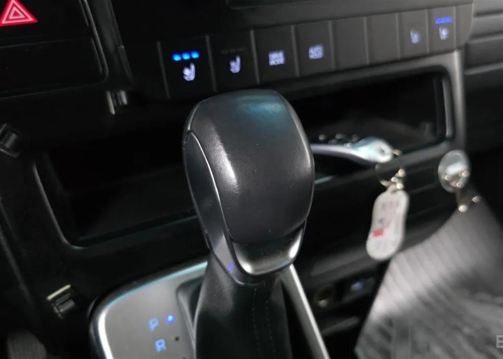 HYUNDAI Staria - Vista 9