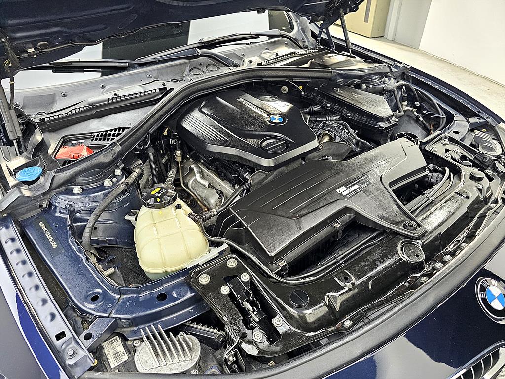 BMW 4 Series - Vista 6