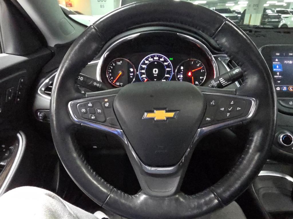 Chevrolet Malibu - Vista 7