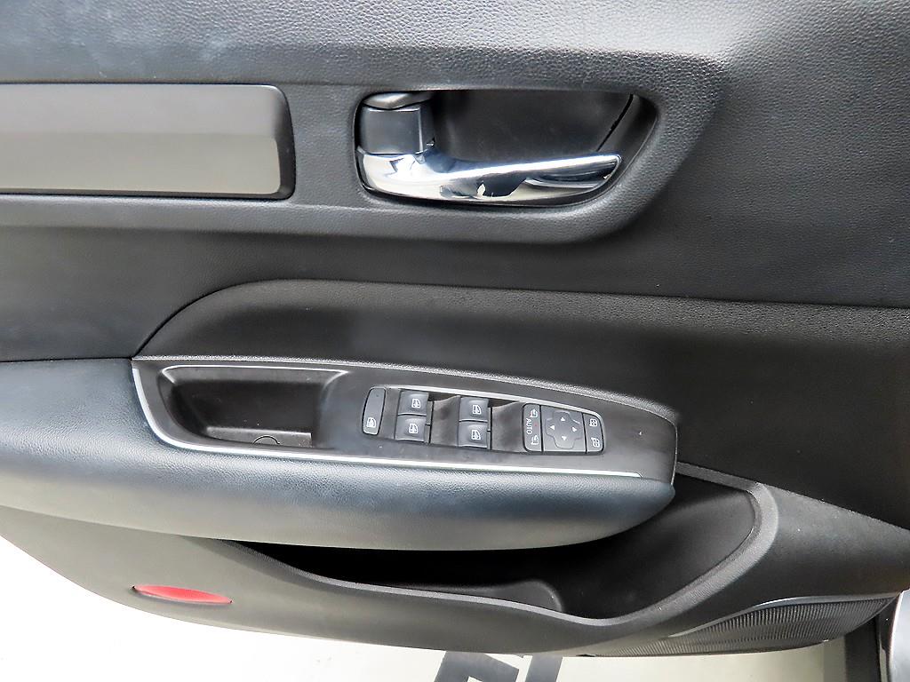 SAMSUNG QM6 - Vista 11