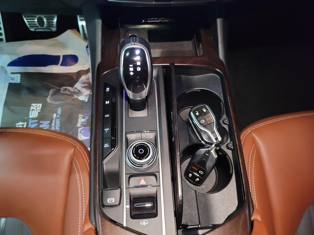 Maserati Levante 2018 Blanco - Importación desde Corea - HF Imports Iquique - Foto 18