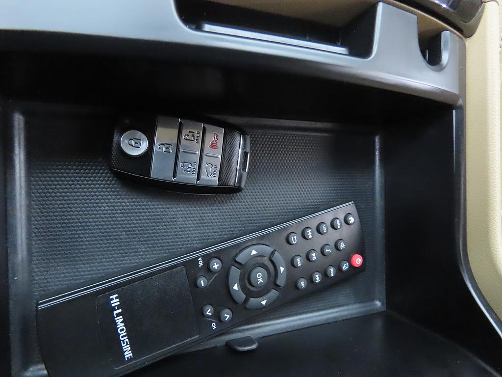 KIA Carnival 2017 Negro - Importación desde Corea - HF Imports Iquique - Foto 15