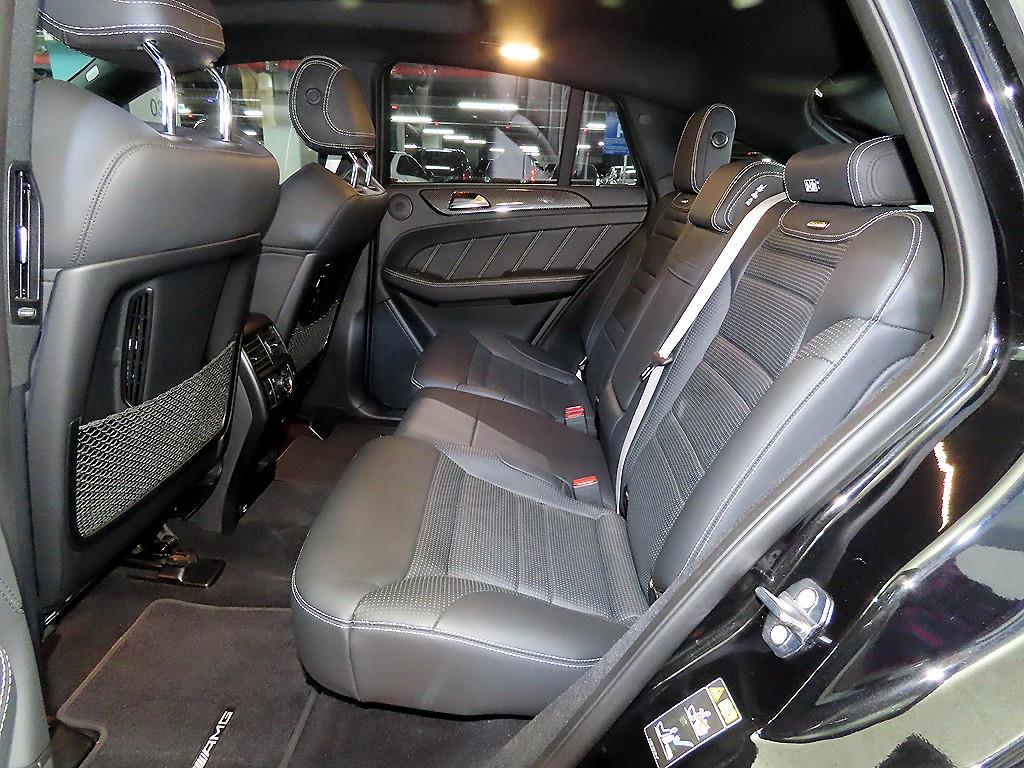 Mercedes Benz GLE Class - Vista 7