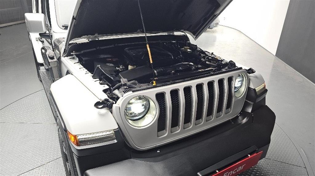 Jeep Wrangler - Vista 6