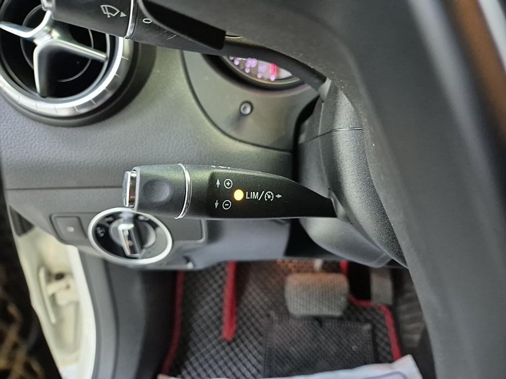 Mercedes Benz CLA Class - Vista 7