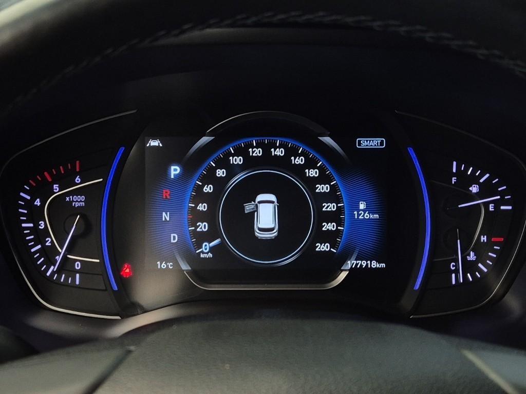 HYUNDAI Santa Fe - Vista 6